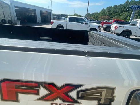 Used 2019 Ford F250 XL w/ Power Equipment Group AWD/4WD image 13