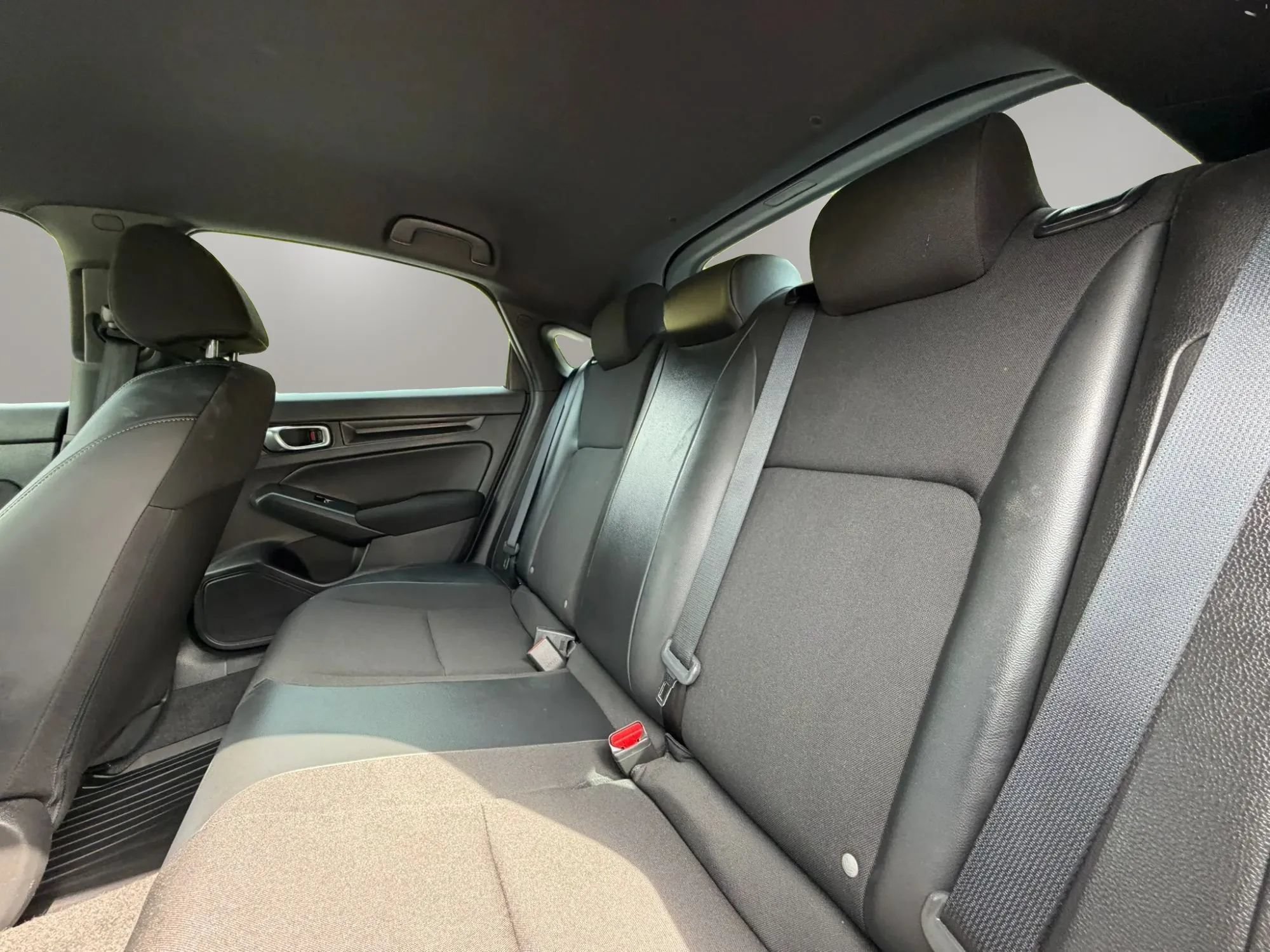 Used 2023 Honda Civic Sport image 12