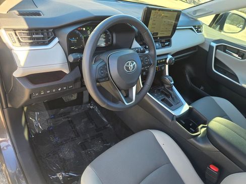 Used 2025 Toyota RAV4 Limited w/ Advanced Technology Package image 25