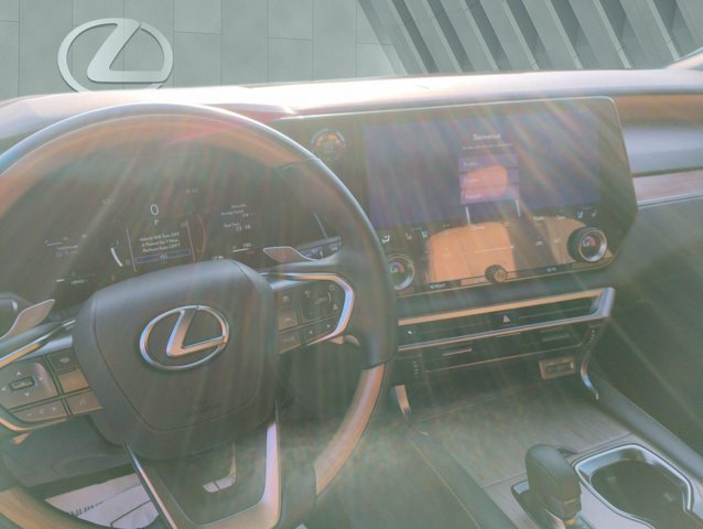 Certified 2025 Lexus RX 350 Premium w/ Accessory Package (Z1) FWD image 10