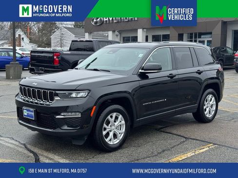 Used 2023 Jeep Grand Cherokee Limited AWD/4WD image 1