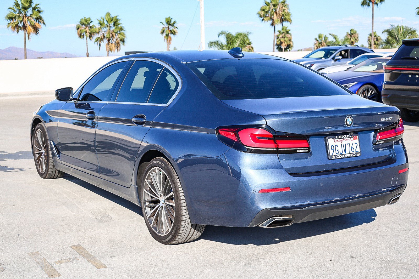 Used 2023 BMW 540i w/ Premium Package RWD image 5