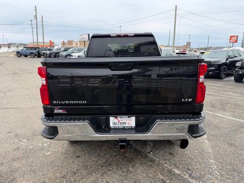 Used 2022 Chevrolet Silverado 2500 LTZ image 4