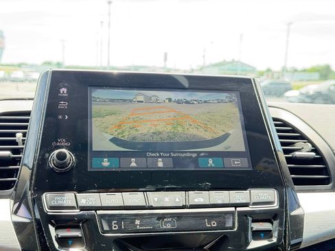 Used 2024 Honda Odyssey Touring image 23