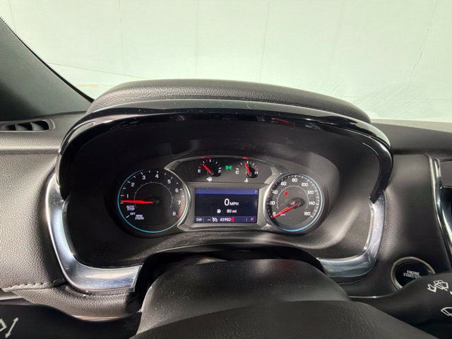 Used 2023 Chevrolet Traverse LT FWD image 15