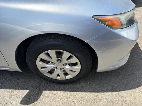 Used 2012 Honda Civic LX image 4