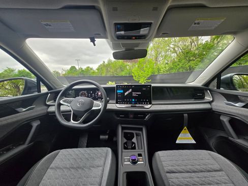 New 2026 Volkswagen Tiguan S FWD image 13