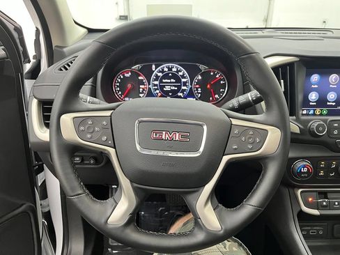 Used 2024 GMC Terrain Denali w/ Denali Premium Package AWD/4WD image 23