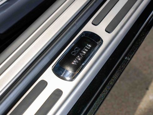 Used 2020 Rolls-Royce Wraith RWD image 39