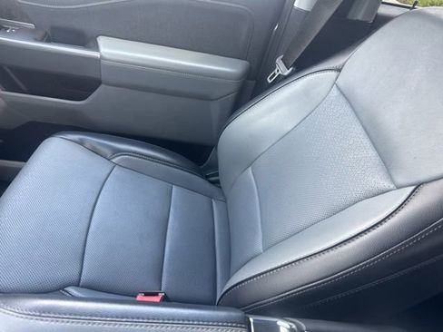 Used 2021 Ford F150 Lariat w/ Equipment Group 502A High AWD/4WD image 19