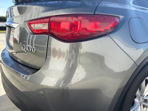 Used 2017 INFINITI QX70 AWD w/ Premium Package image 12