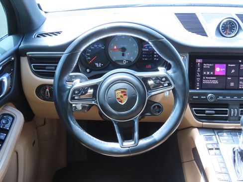 Used 2020 Porsche Macan S AWD/4WD image 6
