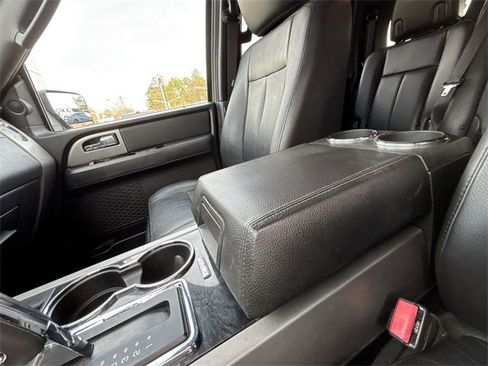 Used 2013 Ford Expedition EL Limited image 24