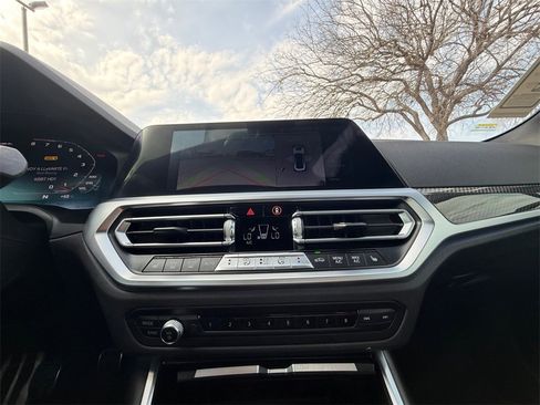 Used 2022 BMW M4 Coupe w/ M Driver's Package image 21