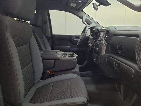 Used 2019 Chevrolet Silverado 1500 Custom Trail Boss w/ Custom Convenience Package AWD/4WD image 21