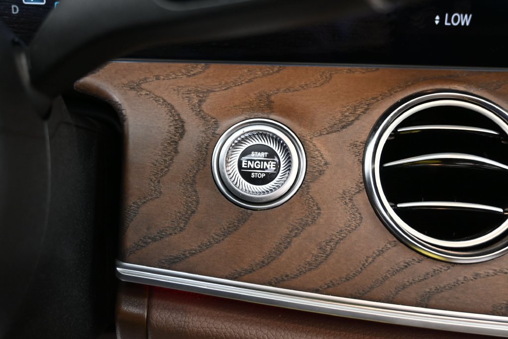 Used 2023 Mercedes-Benz E 350 4MATIC Sedan image 21
