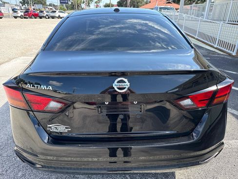 Used 2020 Nissan Altima 2.5 S FWD image 6