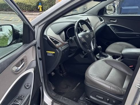 Used 2019 Hyundai Santa Fe XL FWD image 6
