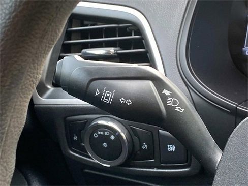 Used 2023 Ford Edge SE w/ Black Appearance Package image 22