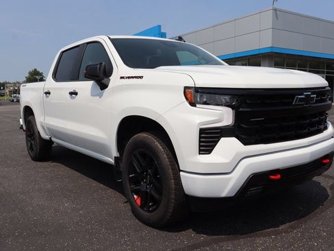 New 2026 Chevrolet Silverado 1500 RST w/ Redline Edition AWD/4WD image 2