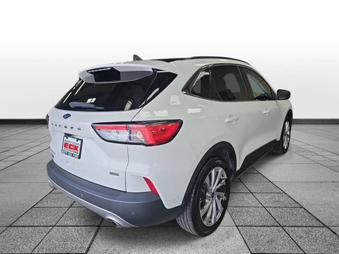 Used 2021 Ford Escape Titanium w/ Titanium Elite Package FWD image 5