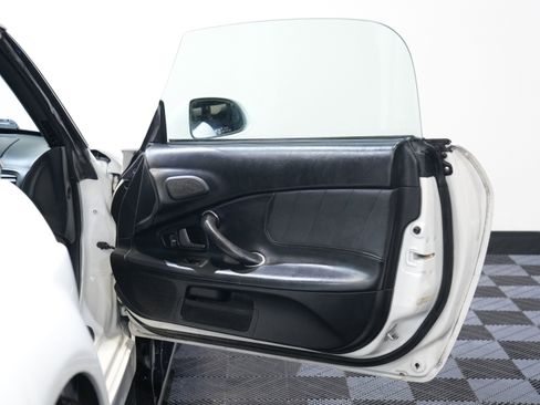 Used 2006 Honda S2000 image 22