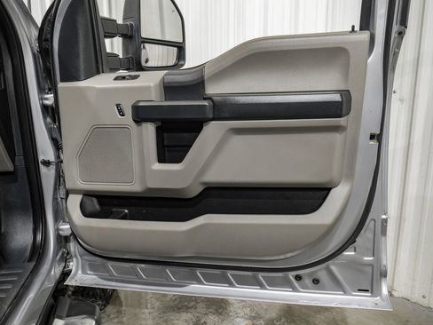 Used 2022 Ford F250 XL w/ STX Appearance Package image 43