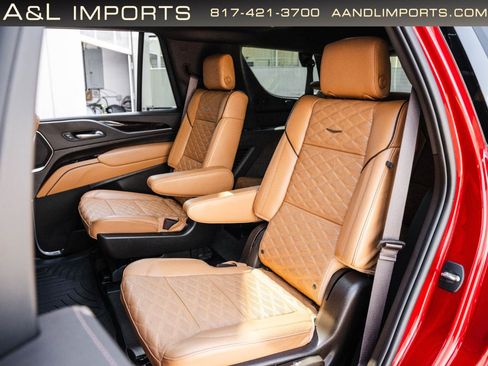 Used 2023 Cadillac Escalade Sport AWD/4WD image 51