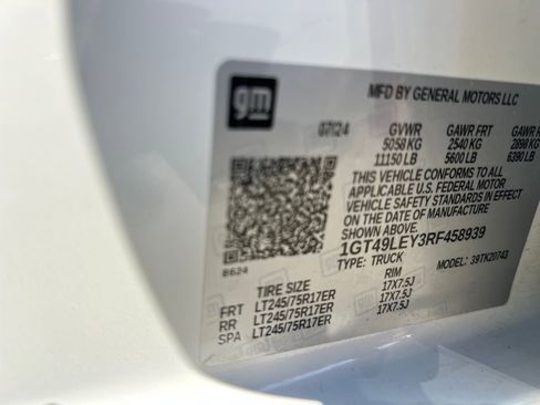 Certified 2024 GMC Sierra 2500 Pro image 32