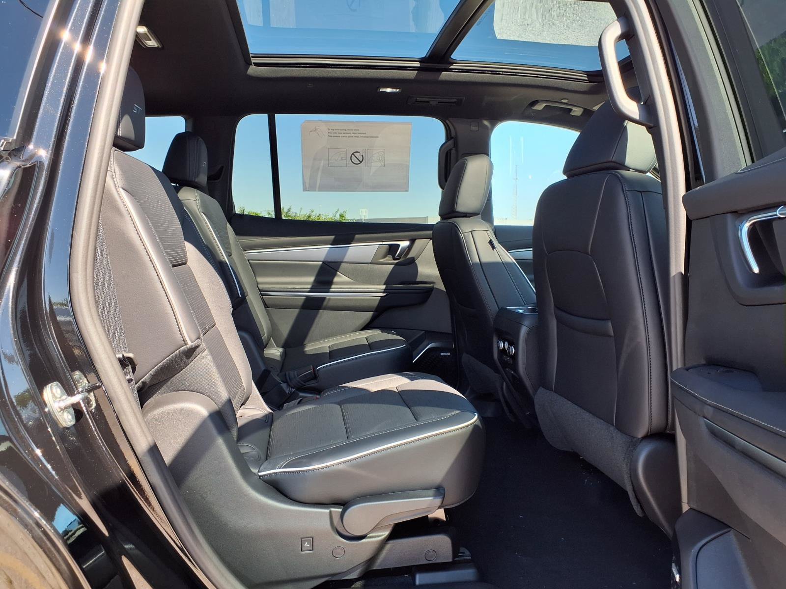 New 2026 Buick Enclave Sport Touring w/ Power Package FWD image 21