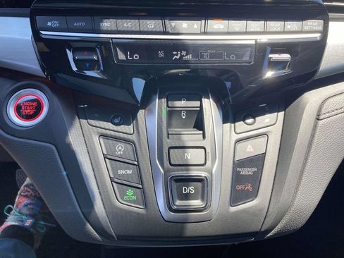 Used 2025 Honda Odyssey Sport-L image 27