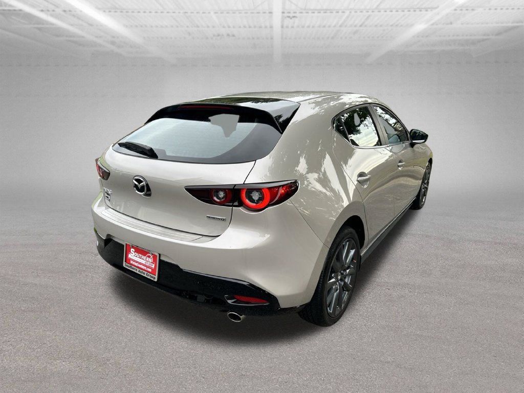 Used 2024 MAZDA MAZDA3 s FWD image 7