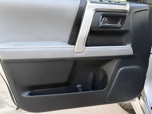 Used 2012 Toyota 4Runner SR5 w/ Convenience Pkg AWD/4WD image 14