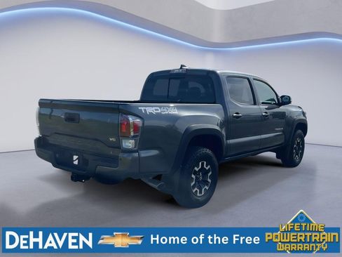 Used 2023 Toyota Tacoma TRD Off-Road w/ TRD Premium Off Road Package AWD/4WD image 6
