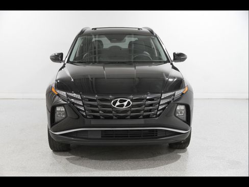 Used 2023 Hyundai Tucson SEL w/ Convenience Package image 2