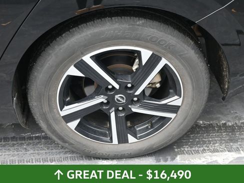 Used 2024 Nissan Sentra SV image 15