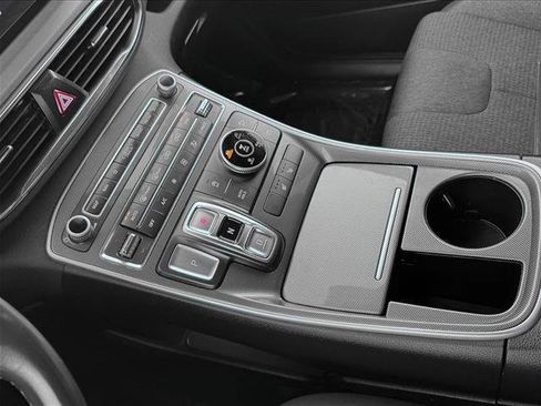 Used 2023 Hyundai Santa Fe SEL image 15
