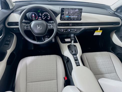 Certified 2025 Honda HR-V LX image 15