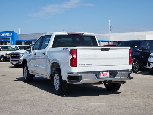 Used 2023 Chevrolet Silverado 1500 W/T w/ Trailering Package AWD/4WD image 5