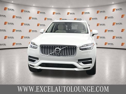Used 2024 Volvo XC90 T8 Plus AWD/4WD image 8