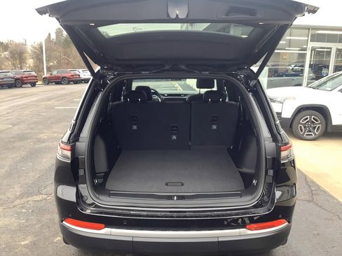 New 2026 Jeep Grand Cherokee Limited image 6