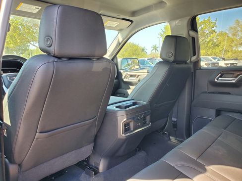 New 2026 GMC Sierra 1500 SLT w/ SLT Premium Plus Package AWD/4WD image 6