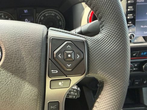 Used 2021 Toyota Tacoma TRD Pro AWD/4WD image 15