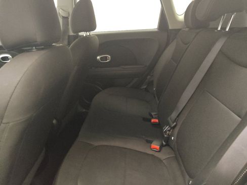 Used 2019 Kia Soul FWD image 18