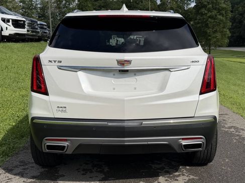 Used 2025 Cadillac XT5 Premium Luxury w/ Technology Package AWD/4WD image 8