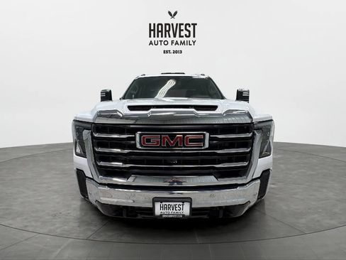Used 2024 GMC Sierra 2500 SLT w/ SLT Convenience Package image 11
