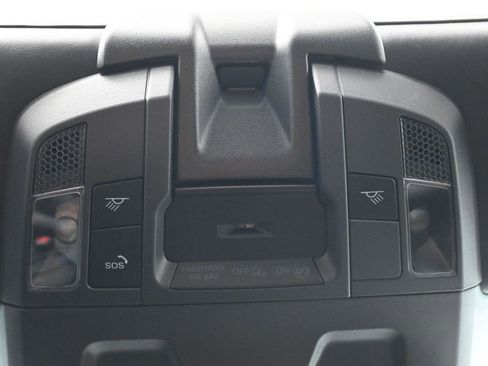 Used 2025 Porsche 911 Carrera image 23