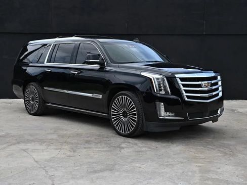 Used 2016 Cadillac Escalade ESV Premium RWD image 1