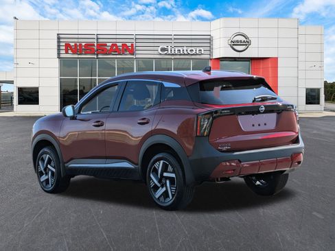New 2026 Nissan Kicks SV w/ Charging Package FWD image 5