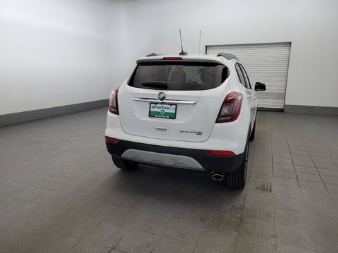 Used 2022 Buick Encore Preferred w/ Safety Package AWD/4WD image 7